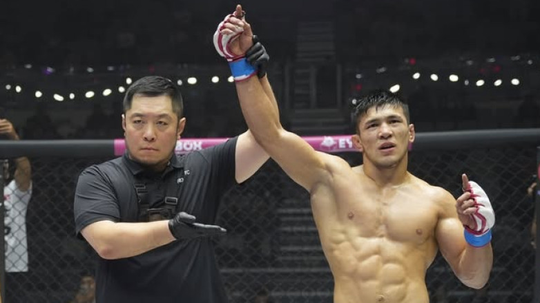 ФОТО: как кыргызстанец взял чемпионский титул в Корее