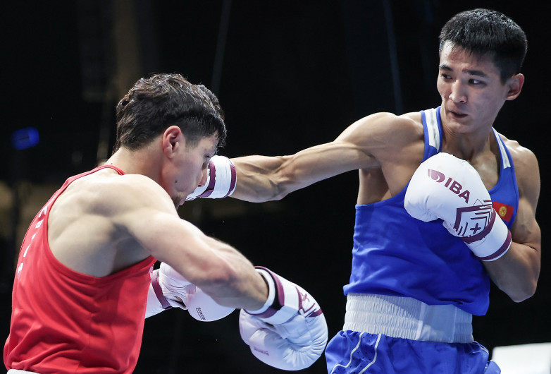 Сегодня кыргызстанцы будут биться за выход в финал