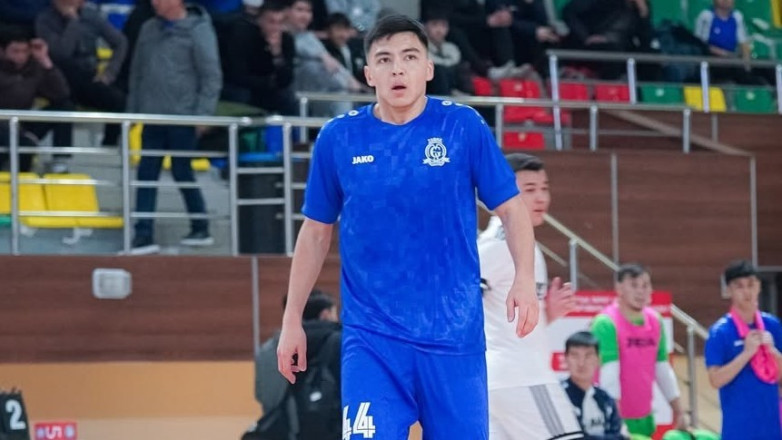 Футзалист из Кыргызстана забил два гола в Казахстане. ВИДЕО