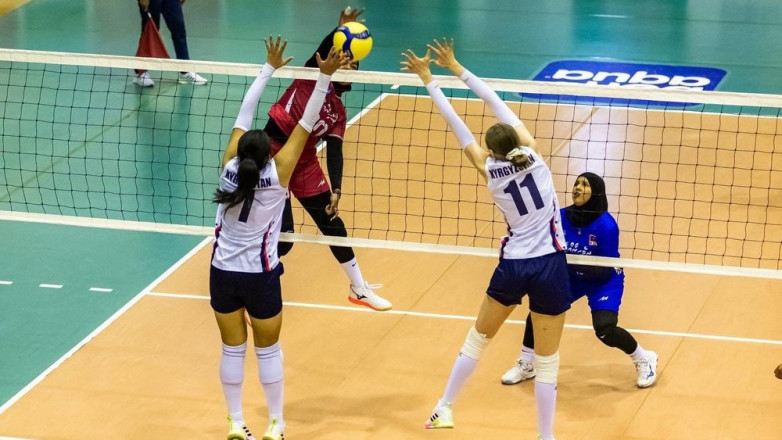 Сегодня женская сборная Кыргызстана сыграет в финале CAVA Cup на Мальдивах