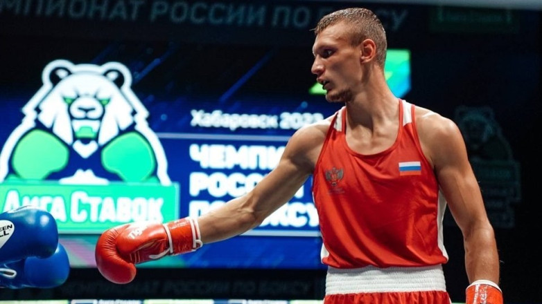 С кем кыргызстанец будет биться в финале чемпионата мира по боксу? Обзор