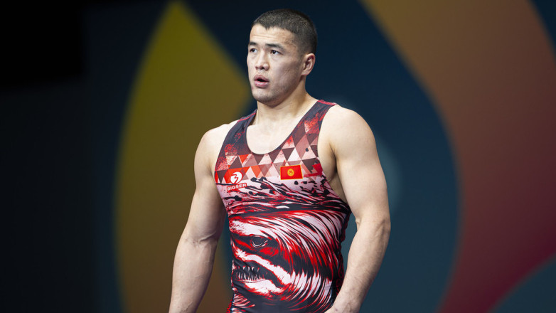 Акжол Махмудов проведет схватку против призера чемпионата мира и Европы из Болгарии