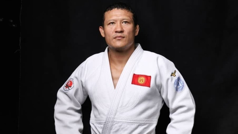 Тренер женской сборной Кыргызстана занял 2 место на чемпионате Кыргызстана