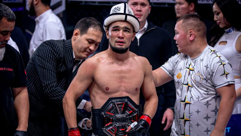 Непобежденный файтер из Кыргызстана стал бойцом года в лиге OCTAGON
