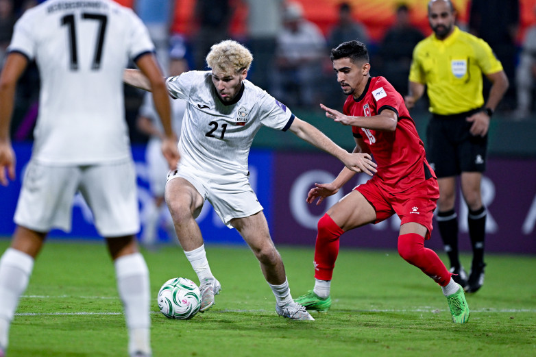 Фоторепортаж с матча Кыргызстан - Иордания на Кубке Азии