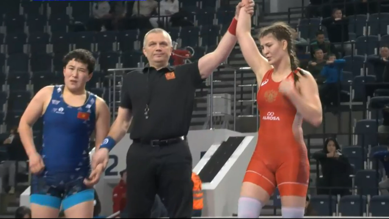 Меньше двух минут продлилась схватка кыргызстанки на Кубке Ярыгина в России