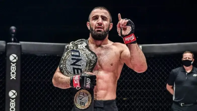 Экс-чемпион One FC из Кыргызстана подписал контракт с российской лигой
