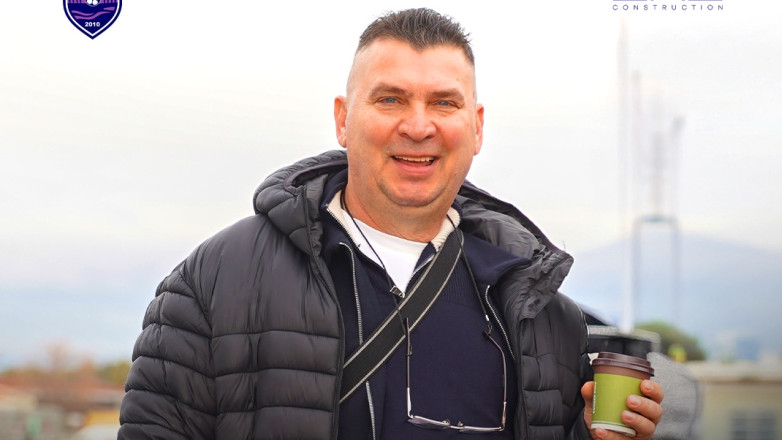 Новичок Высшей лиги опроверг информацию об увольнении своего тренера