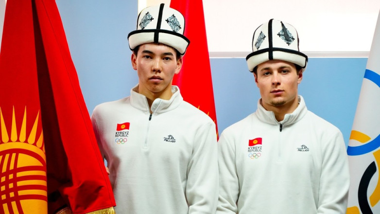 Выход кыргызстанских спортсменов на церемонии открытия олимпийских игр в Италии. ВИДЕО