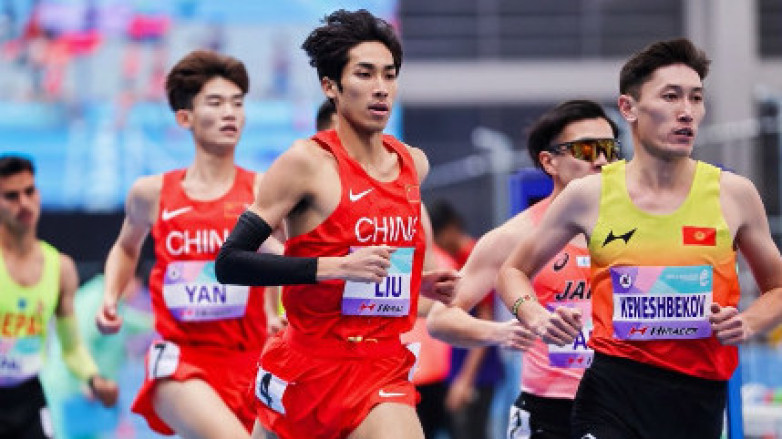 Чемпионат Азии: Нурсултан Кенешбеков вышел в финал