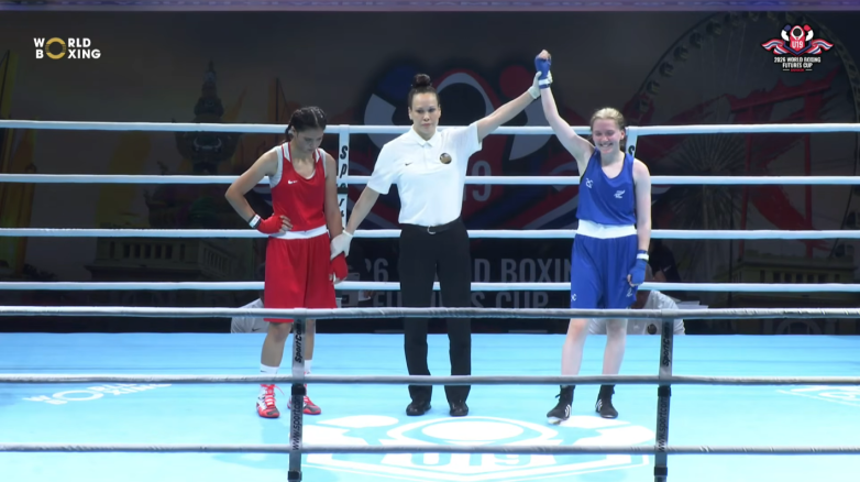 Остановкой в третьем раунде завершился бой кыргызстанки на турнире в Таиланде