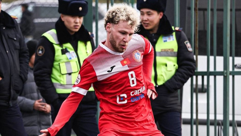 Гол пяткой, который принес команде Высшей лиги победу и 3 очка. ВИДЕО