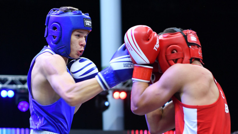 Боксеры из Кыргызстана сегодня будут биться за выход в четвертьфинал. Состав пар