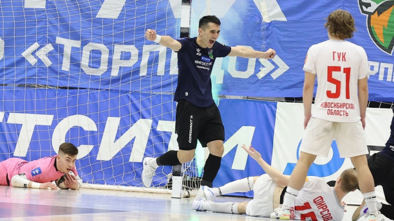 Капитан сборной Кыргызстана в одном туре забил сразу за две команды