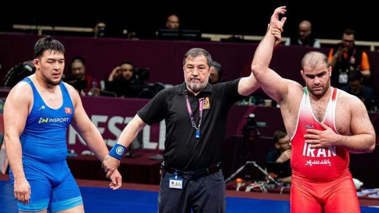 Еще один кыргызстанец остался без медали на чемпионате Азии в Бишкеке