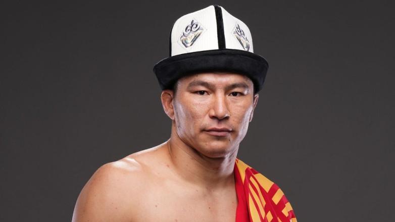 Кыргызстанцу дали нового соперника в UFC