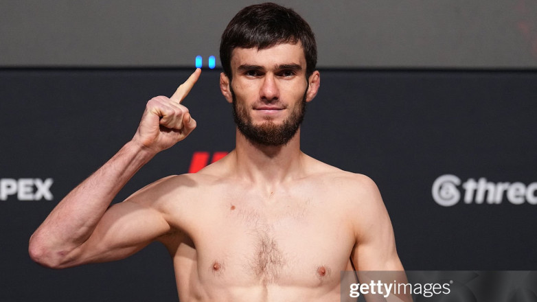 Полный кард турнира UFC с дебютом чемпиона OCTAGON