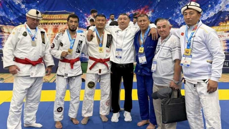 Кыргызстанцы выиграли 19 золотых медалей на чемпионате Азии по боевому джиу-джитсу