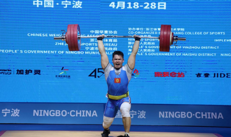 Бекдоолот Расулбеков завоевал малую бронзу чемпионата Азии