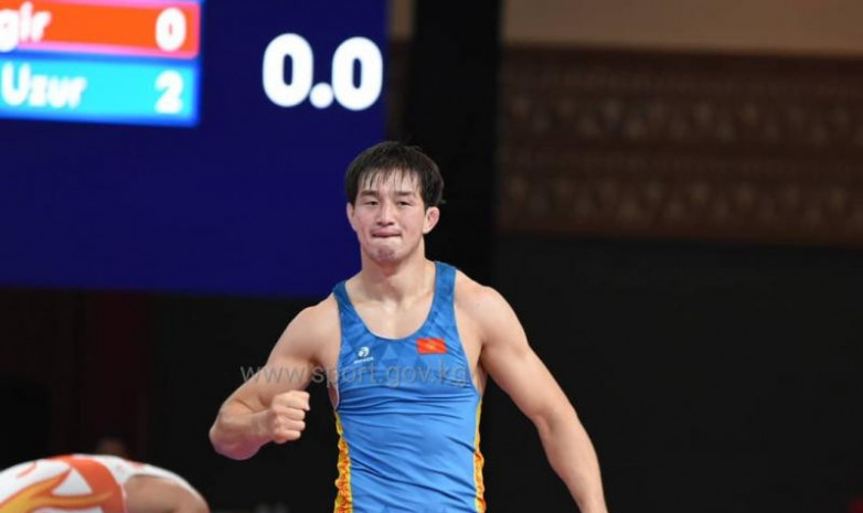 Узур Джусупбеков вышел в финал чемпионата Азии