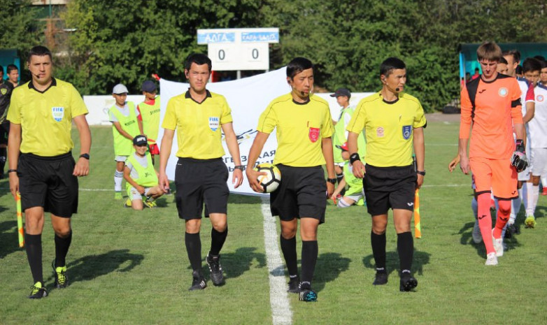 КПЛ: Судейские назначения на 14 тур