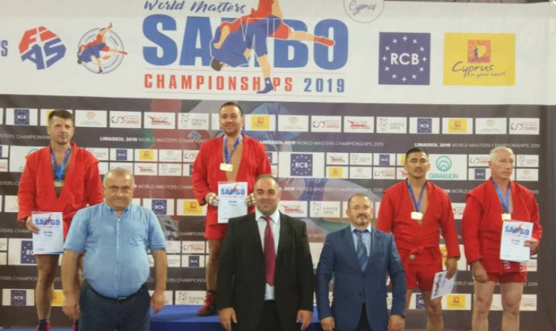 Два кыргызстанца завоевали бронзовые медали на чемпионате мира среди ветеранов