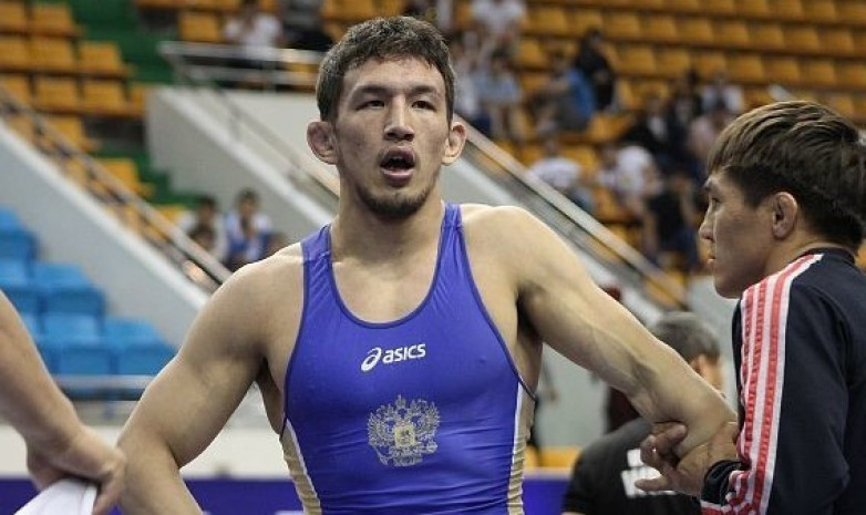Арсалан Будажапов вышел в финал чемпионата Азии