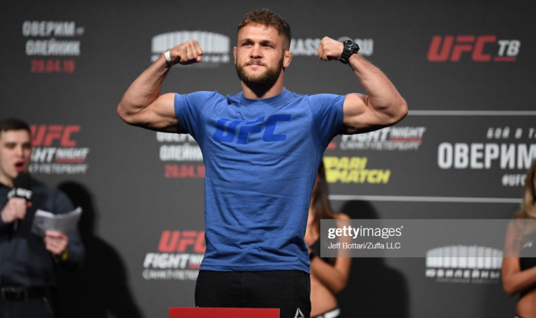 ВИДЕО. Рафаэль Физиев опять повторил трюк Нео из «Матрицы»