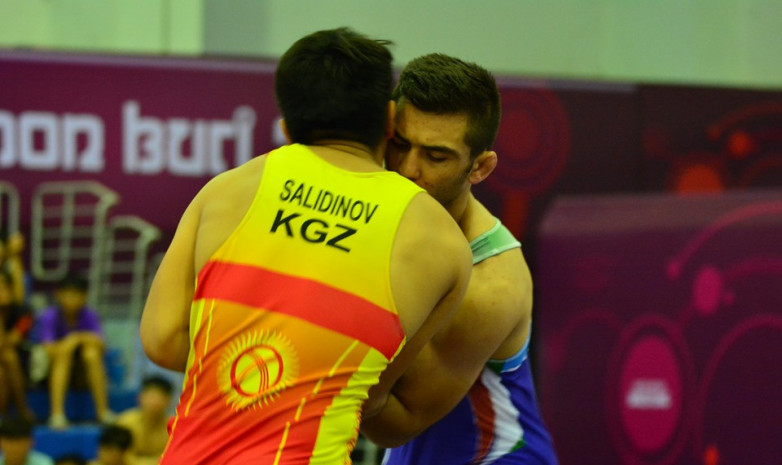 Сборная Кыргызстана готовится на молодежный чемпионат мира