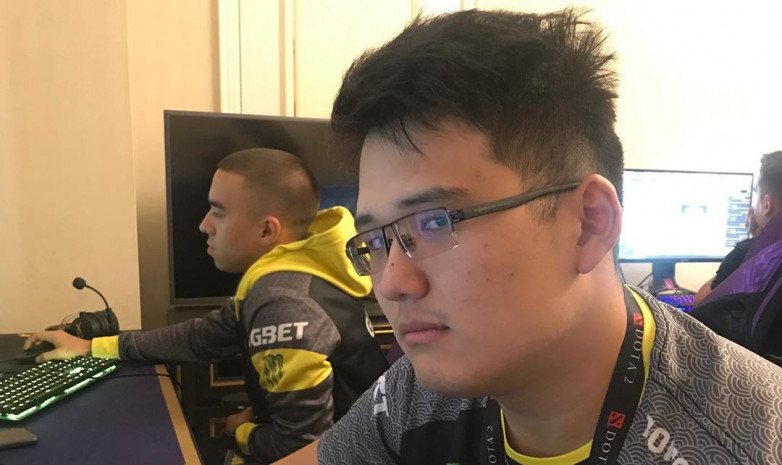 NaVi c кыргызстанцами в составе прошли в плей-офф The International 9