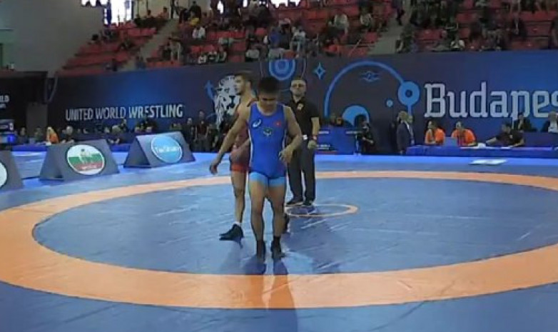Чемпионат мира (U-23): Эрназар Акматалиев прошел в полуфинал