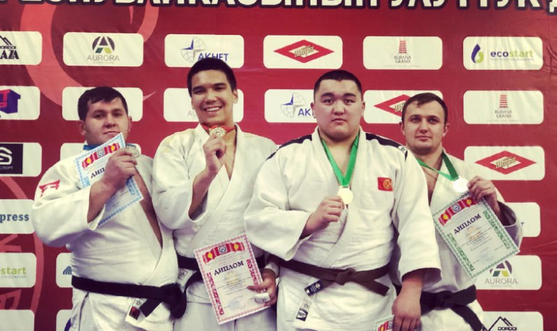 Керим Казатов - чемпион Кыргызстана в весе свыше 100 кг