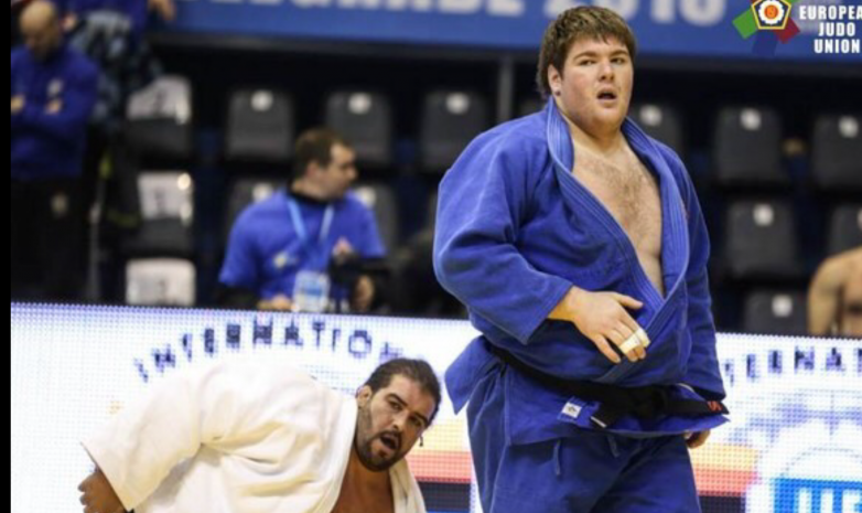 Abu Dhabi Grand Slam: Юрий Краковецкий вышел в полуфинал