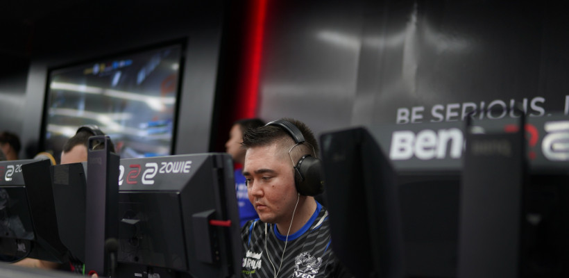 Рустам «5TRYK#R» Алимкулов покинул «Se7en Esports» и стал свободным агентом