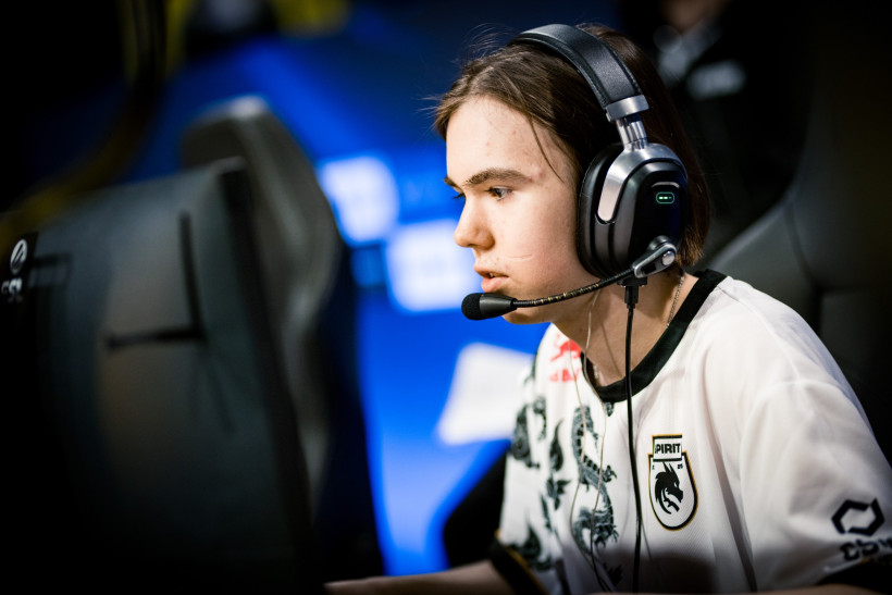 «Плохо сыграл, просто отвратительно». Donk прокомментировал вылет из Esports World Cup