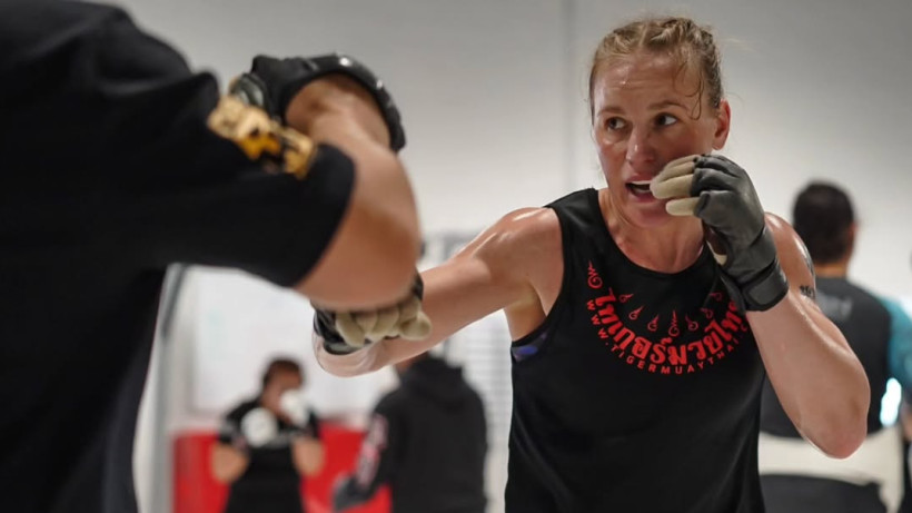 Валентина Шевченко продолжает подготовку к защите титула в UFC. ФОТО