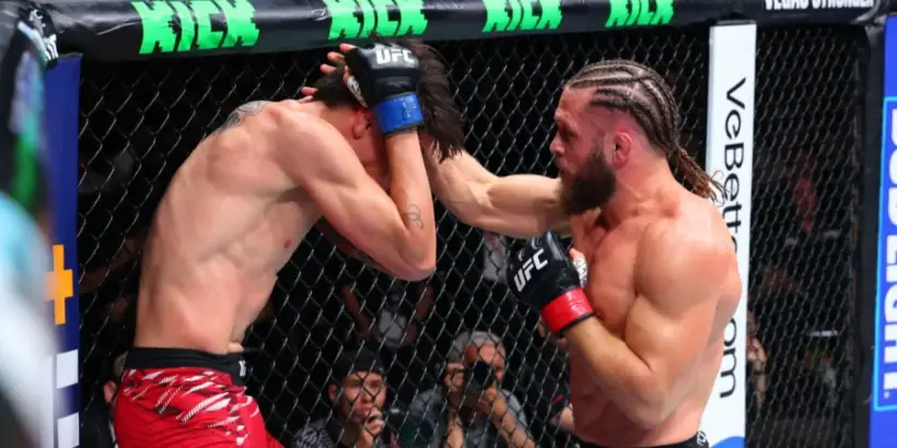 Видео победы Рафаэля Физиева на UFC on ABC 8 в Баку