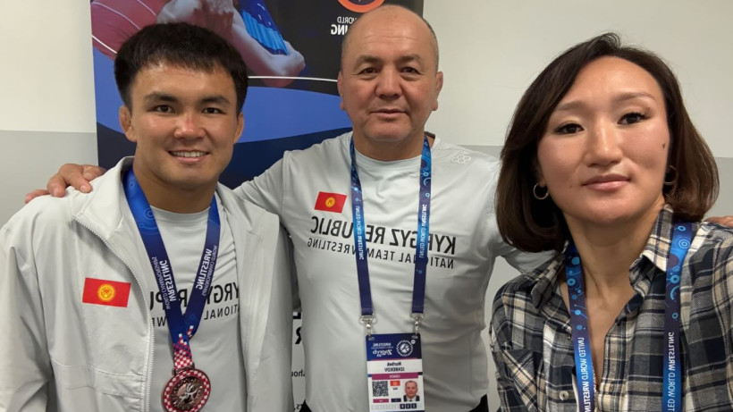Айсулуу Тыныбекова поздравила борца из Кыргызстана с медалью чемпионата мира