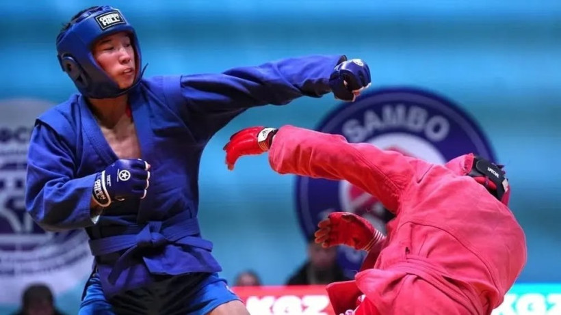 Даниэль Асеков — чемпион мира по боевому самбо