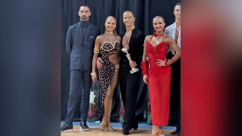 Танцоры выиграли золото турнира во Франции