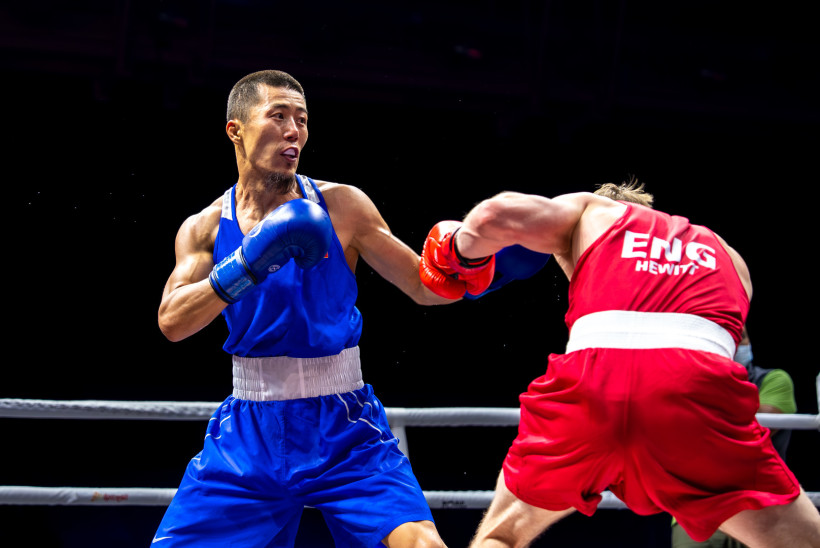 Как встретили финалистка Кубка мира по боксу в Бишкеке? ВИДЕО