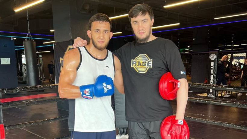 Тренеру кыргызстанского бойца дали 1 000 000 рублей. ВИДЕО