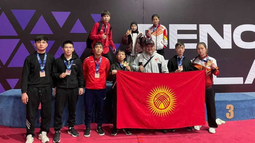 Кыргызстанцы взяли медали на турнире по пенчак силату в Таджикистане