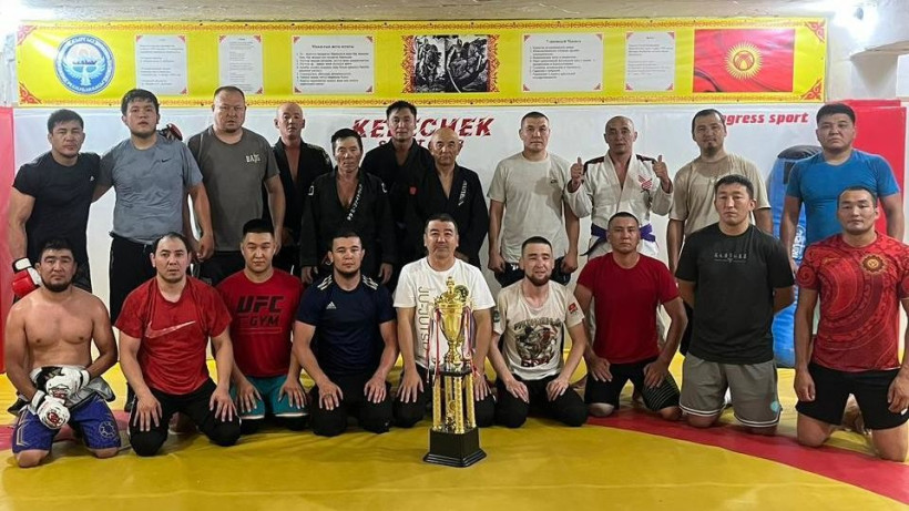 Федерация смешанных видов единоборств и комбат джиу-джитсу в 2025 году завоевала 54 медали на чемпионатах мира, Азии и Европы