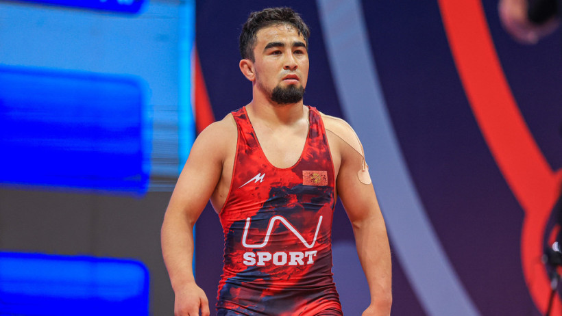 Лидер сборной Кыргызстана возобновил тренировки после травмы. ВИДЕО