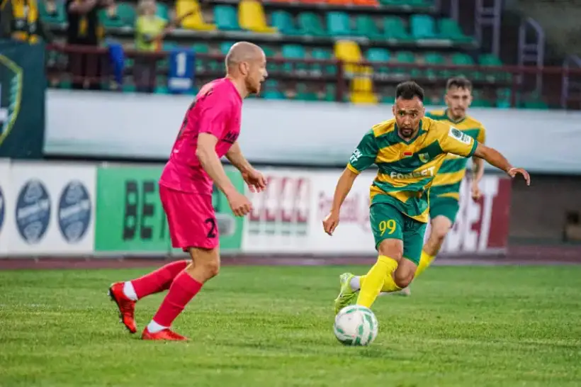 Чемпионат Беларуси: гол кыргызстанца претендует на звание лучшего в сезоне. ВИДЕО