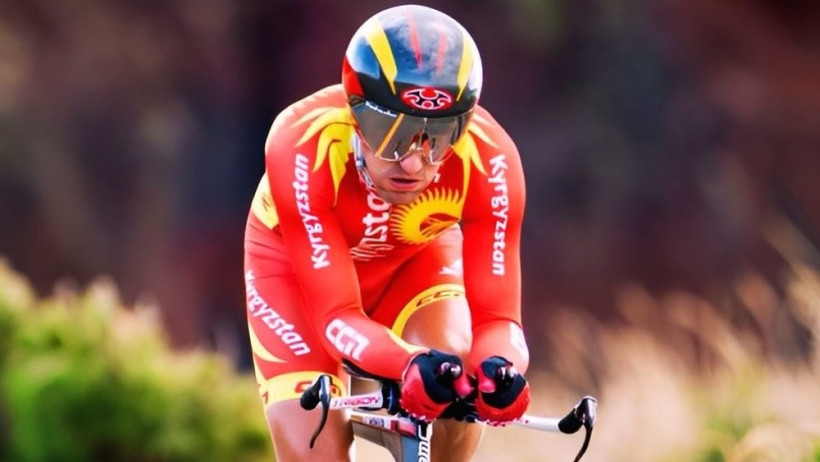 Как менялась форма сборной Кыргызстана по велоспорту с 1997 года? ФОТО