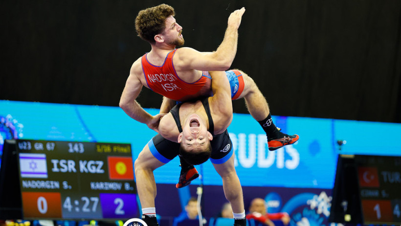 Чемпион Кыргызстана эффектно бросил чемпиона мира из Узбекистана. ВИДЕО