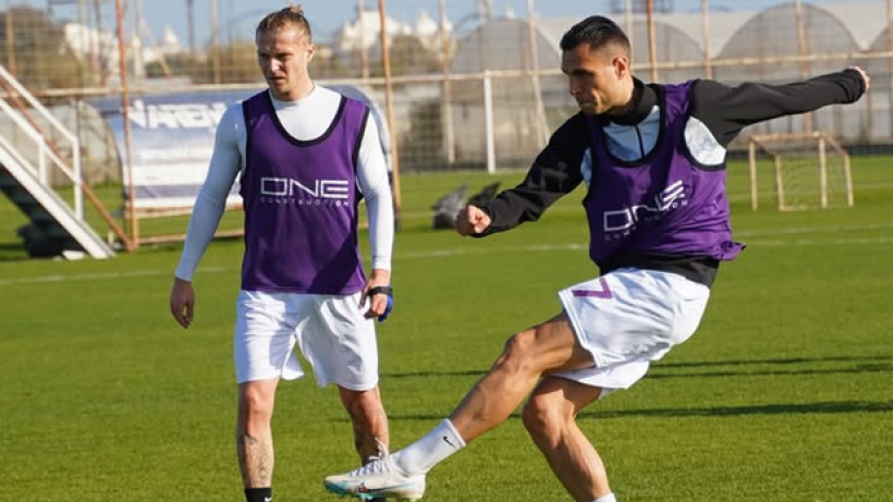 Новичок Высшей лиги представил еще шестерых игроков