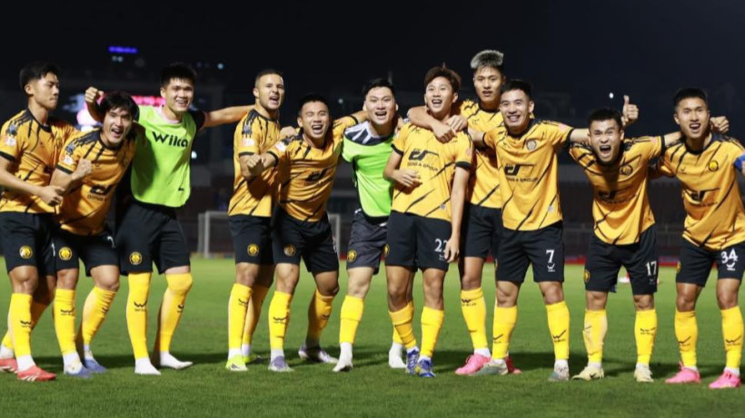 Кыргызстанец сыграет в основе против лидера чемпионата Вьетнама